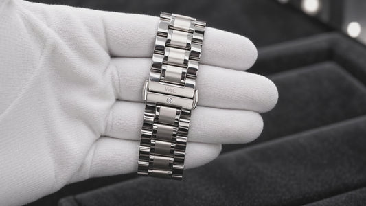 WsC Fury diamond clasp detail loop